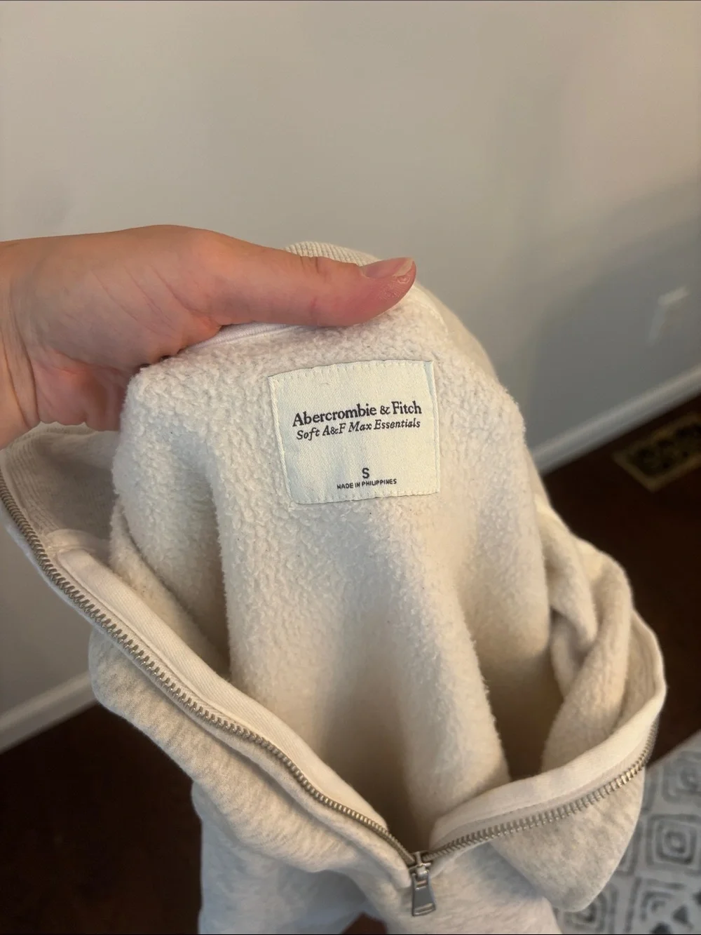 Abercrombie & Fitch Heather Grey Quarter Zip Pullover Size Small - Picture 2 of 3